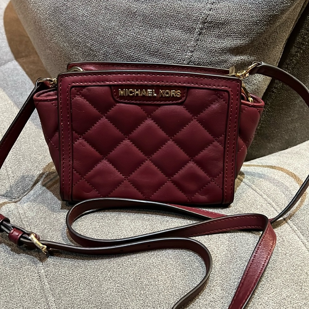 Women’s Michael Kors Selma Quilted Crossbody Bag - Burgundy Red